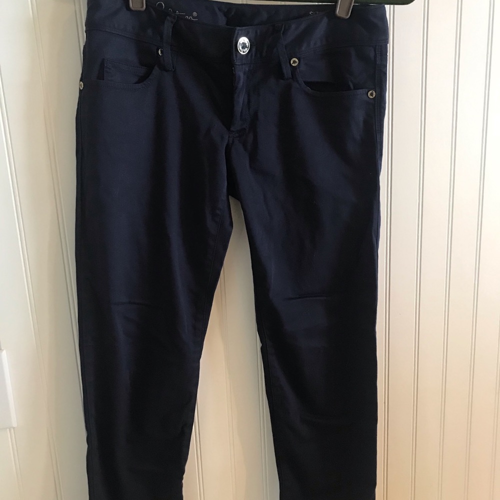 Lilly Pulitzer navy capris